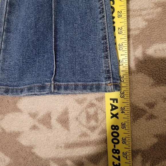 No Boundaries Bootcut Women's Blue Seam-Detail Jeans - Picture 9 of 9